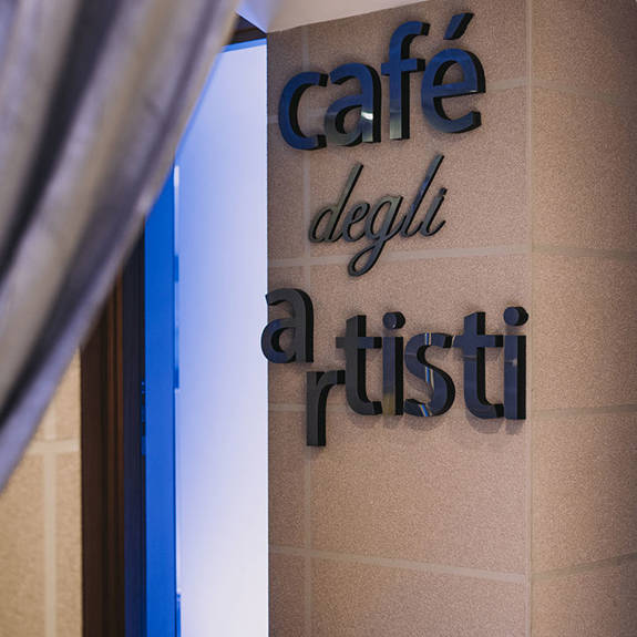 The-Athenian-Callirhoe-Hotel-Degli-Artisti-Bar.jpg
