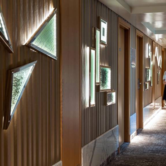 The-Athenian-Callirhoe-Hotel-Corridor.JPG
