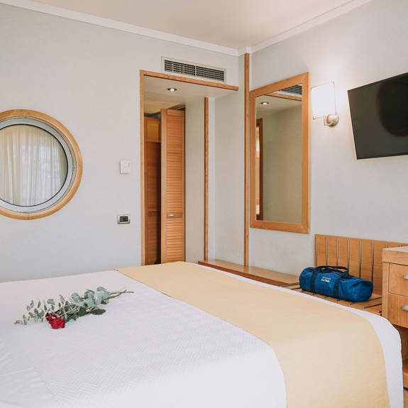 The-Athenian-Callirhoe-Hotel-Standard-Room-6.jpg
