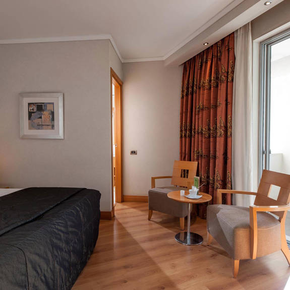 The-Athenian-Callirhoe-Hotel-Executive-Room-4.JPG

